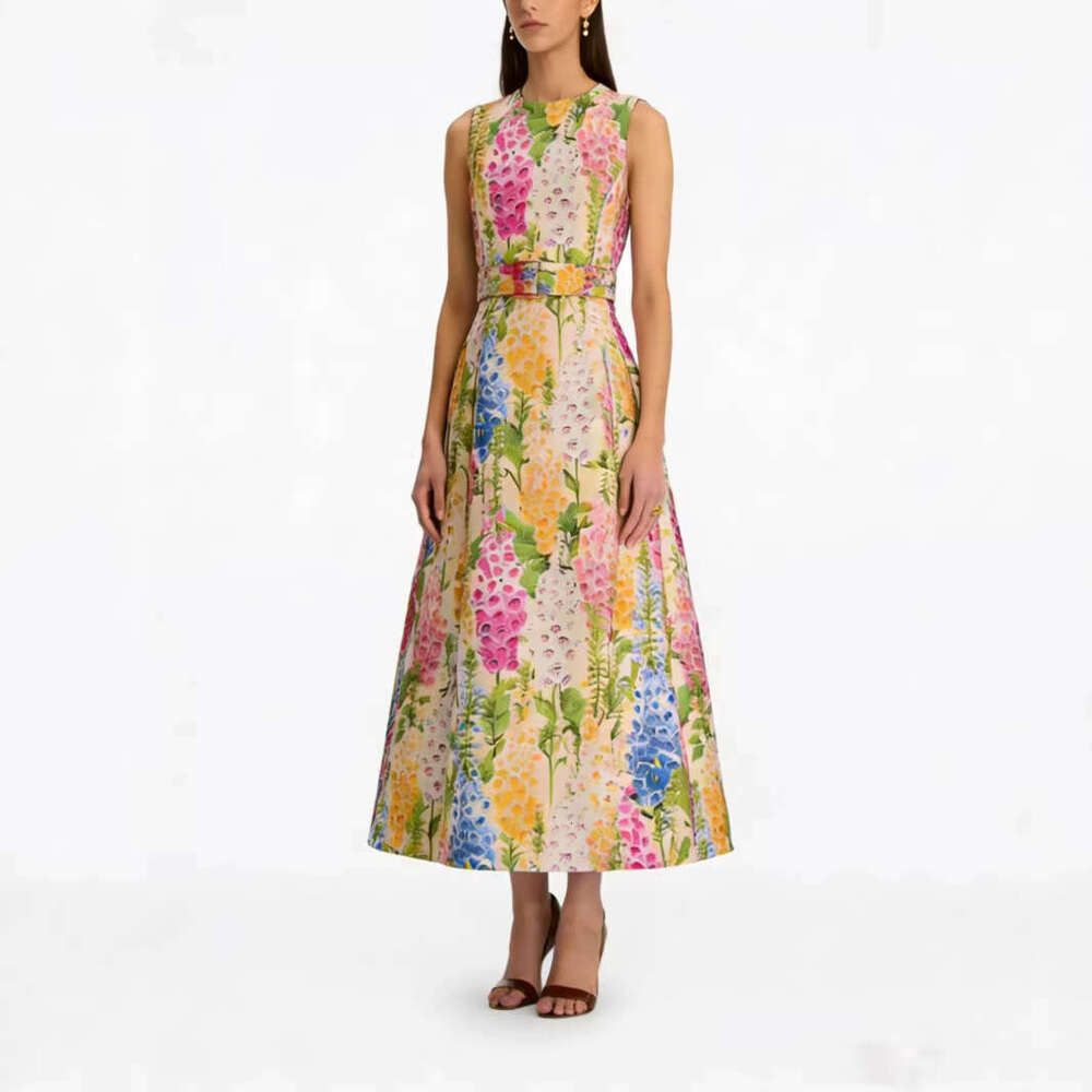 2026 Spring/Summer a2 New Women's European and American Minority Designer Printed Sleeveless Elegant Long Skirt