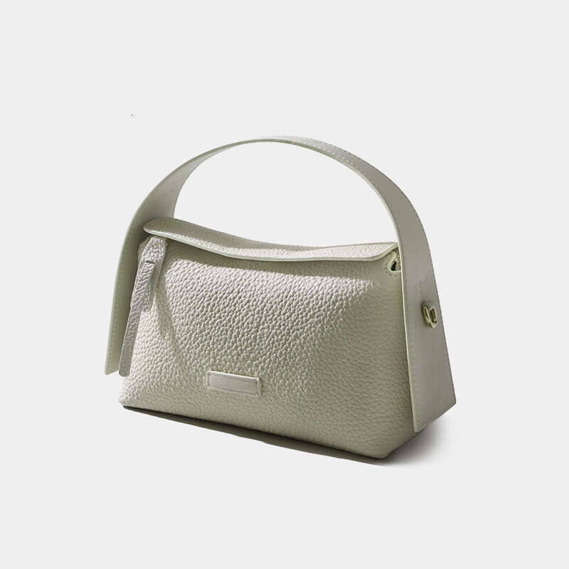 Luxury Shoulder Bags Totes Hobo New Top Layer Cowhide Pillow Retro Commuter Soft Leather Ear Hanging Eaves Bag Fashion Versatile Casual Style Handbag 