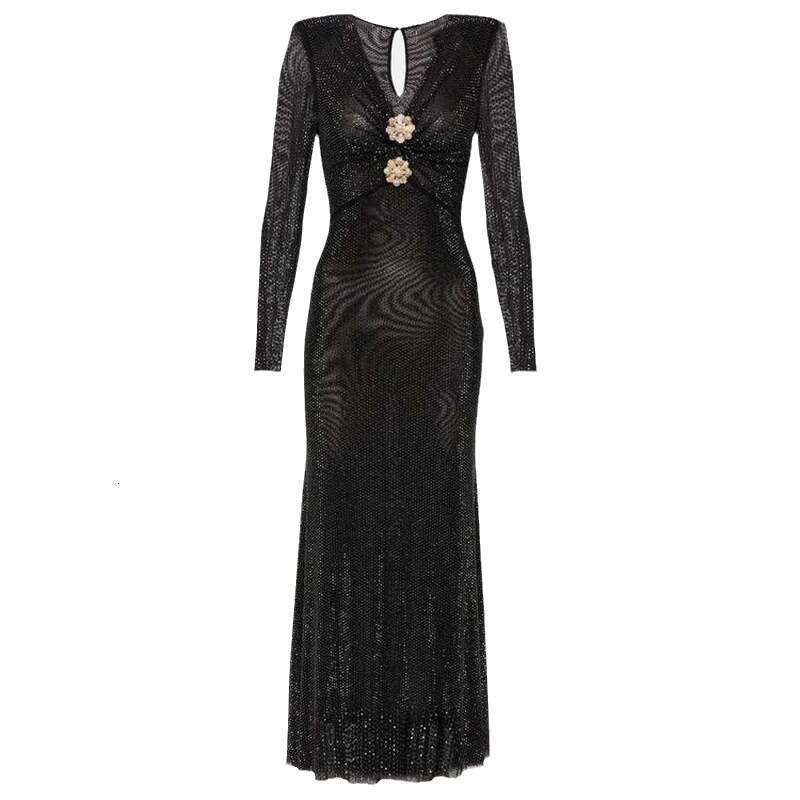 Elegant and fashionable dress with shiny rhinestone, eye-catching V-neck slim fit and tight design, flower button 2026