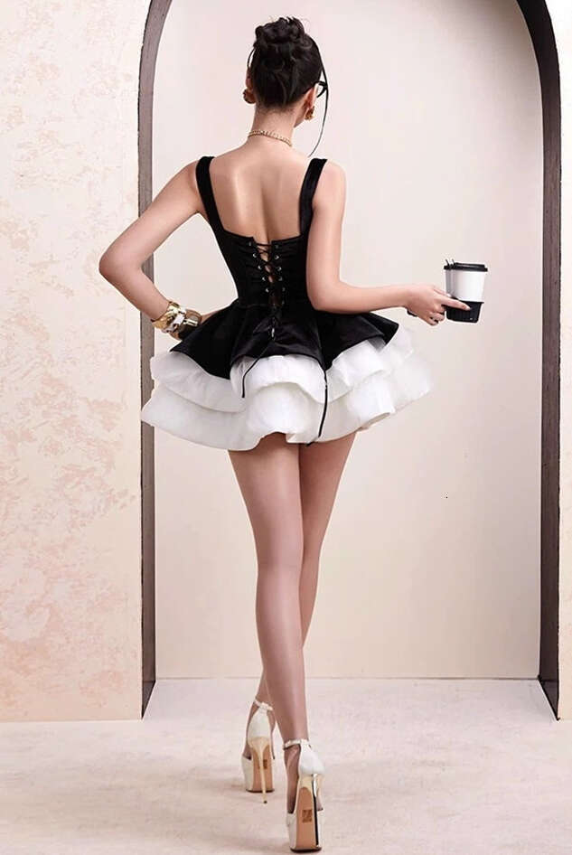 2026 autumn and winter niche a3 design, fashionable and sexy velvet strap, contrasting colors, fluffy mini dress