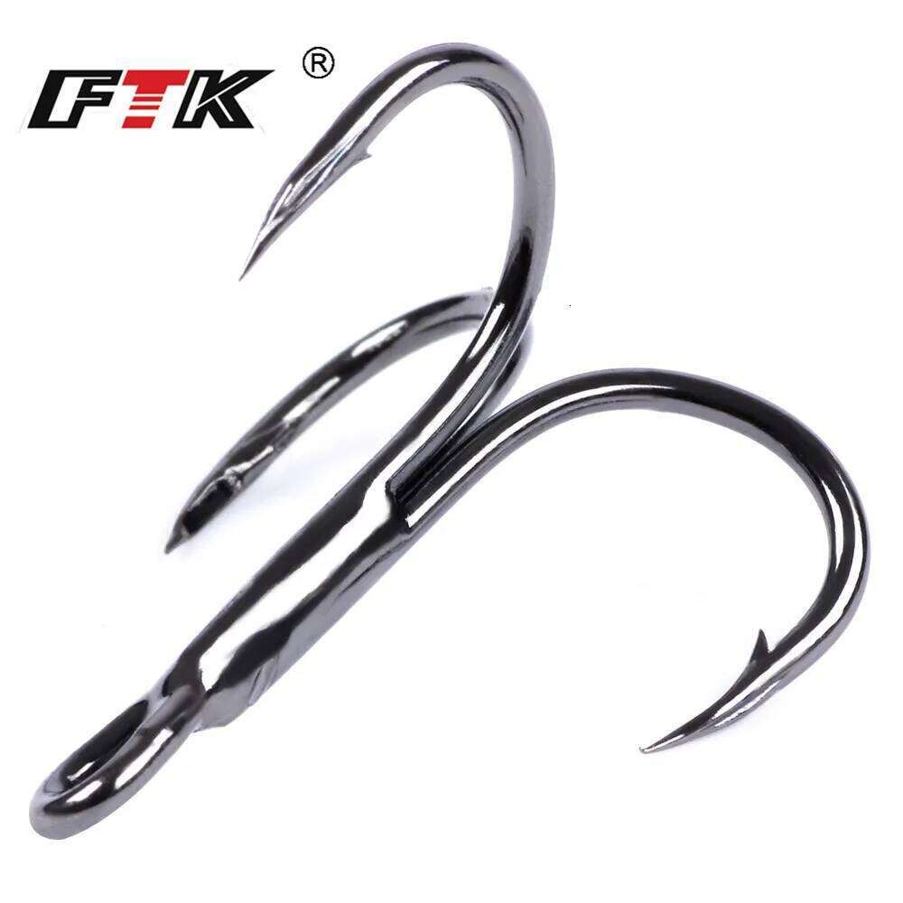 FTK TripleHooks High Steel Carbon Material Treble Black Fishing Hook Round Folded Saltwater Bass 2 -10 # For Lure Z260228