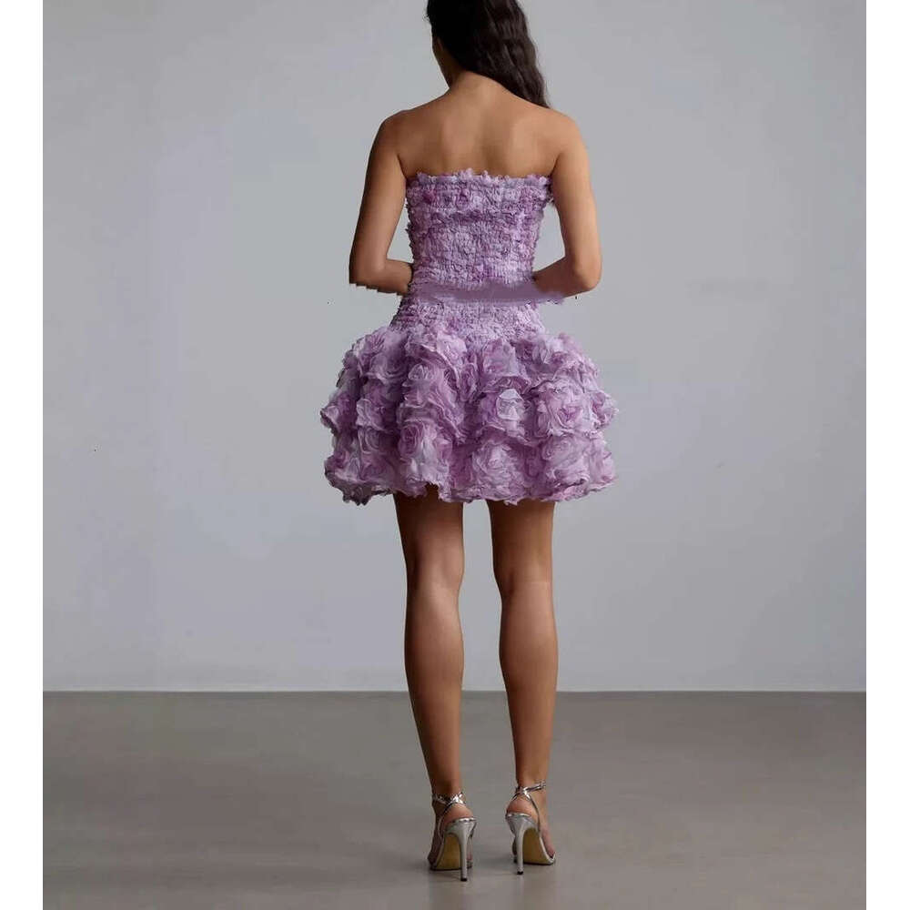 2026 Autumn New Elegant Commuter Gentle White Moonlight Fairy like Silk Smooth Folded Edge Short Skirt for Women A1998