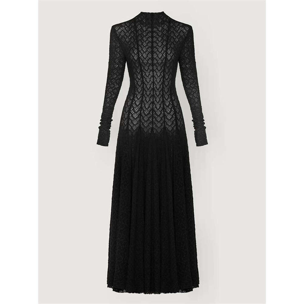 2026 Spring/Summer New Designer Style Graceful and Simple Solid Color Slimming Long Dress with Wide and Smooth Bottom