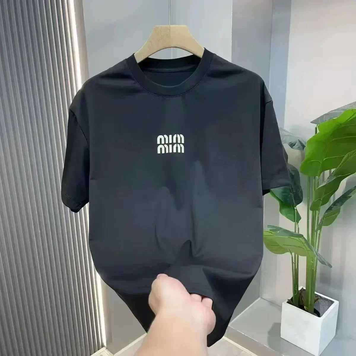 Unisex Minimalist Logo T-Shirt Premium Fabric Oversized Fit Luxury Summer TopT260228