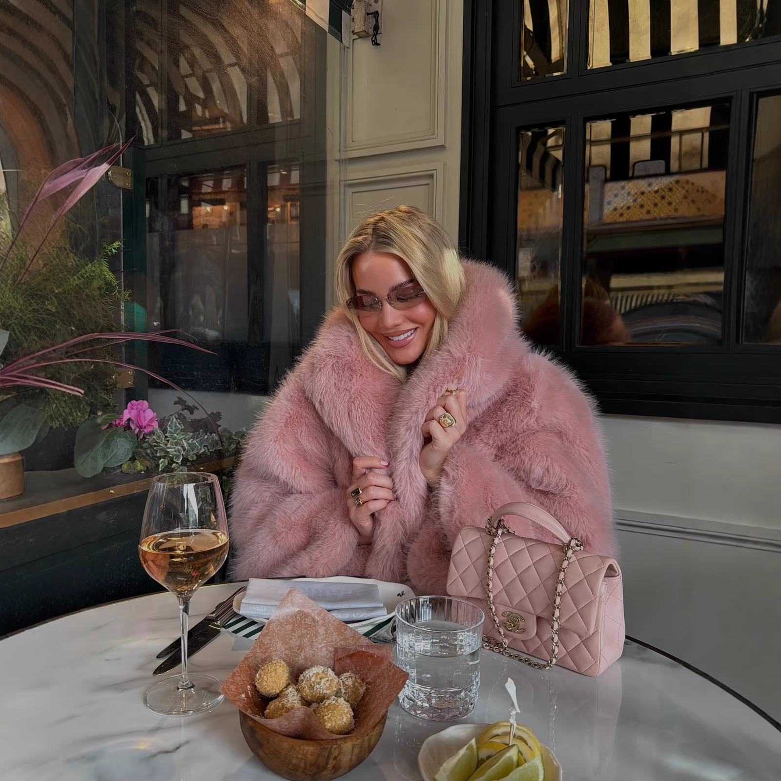 Solid Hooded Faux Fur Coat Women Fashion Sweet Pink Long-sleeved Fluffy Loose Short Outerwears Lady Winter Commute Street Jacket 251104