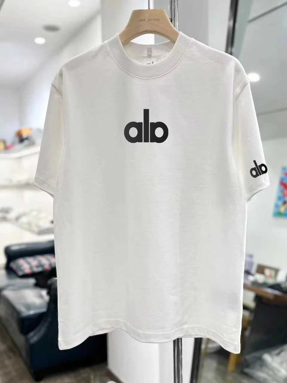 Dual-Logo Heavyweight Cotton T-Shirt Structured Crew Neck Semi-Oversized Casual TopT260228