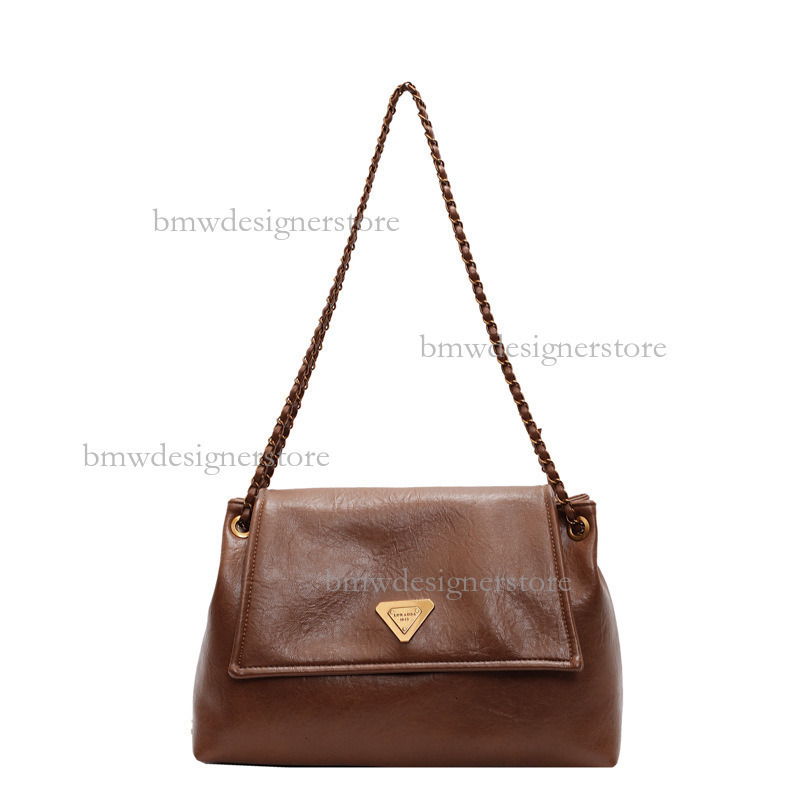 2026 Retro Luxury Women's Shoulder Bag Fashionable And Simple PU Large Capacity New Shoulder Underarm Bag Chain Strip Flip Cover Commuter Versati