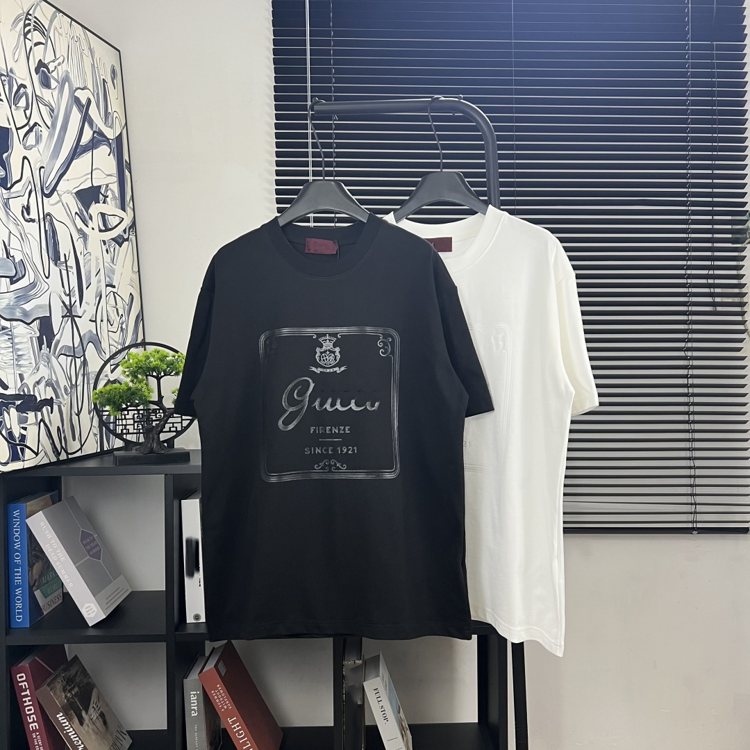 Mens T-Shirts Designer T-shirt Casual Mens Women T-shirt Letters Stereoscopic printed short sleeve best-selling luxury men's hip clothing US size