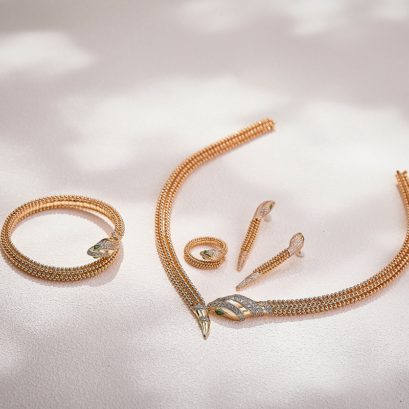 Bracelet New Beaded Bracelet, Gold-Plated Bracelet, Elastic Open Design Bracelet, Vintage Style Bracelet, Unisex Green-Eyed Snake Bracelet