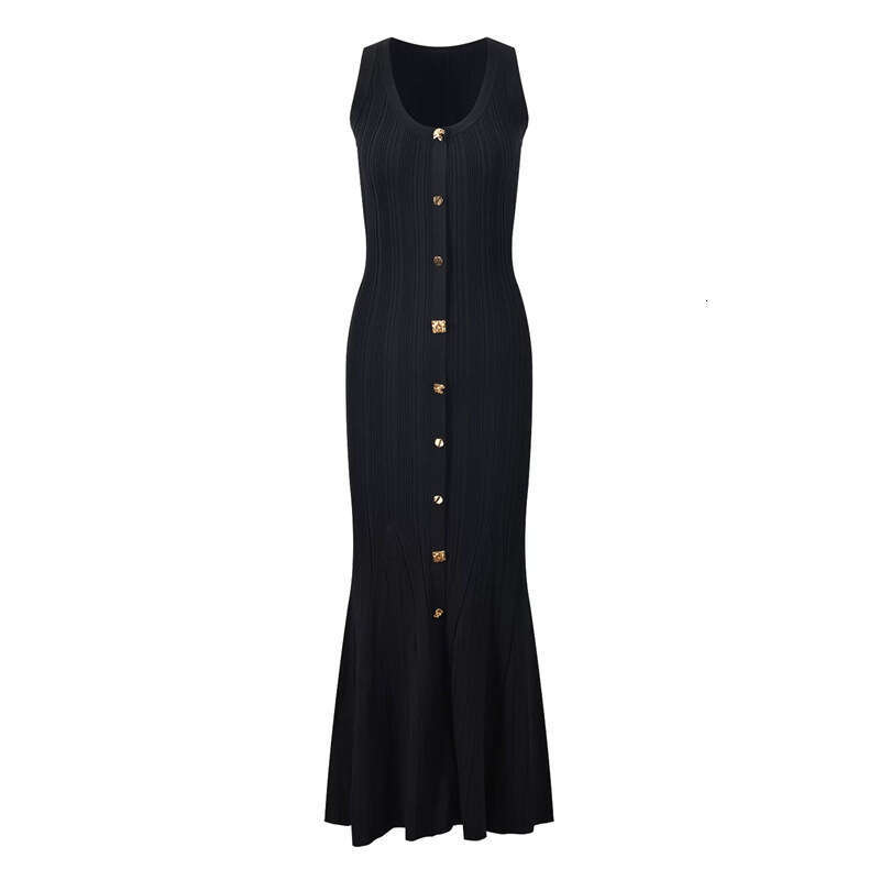 2026 summer designer fashionable and sexy U-neck sleeveless single row light luxury rhinestone button elegant a3 goddess knitted long skirt