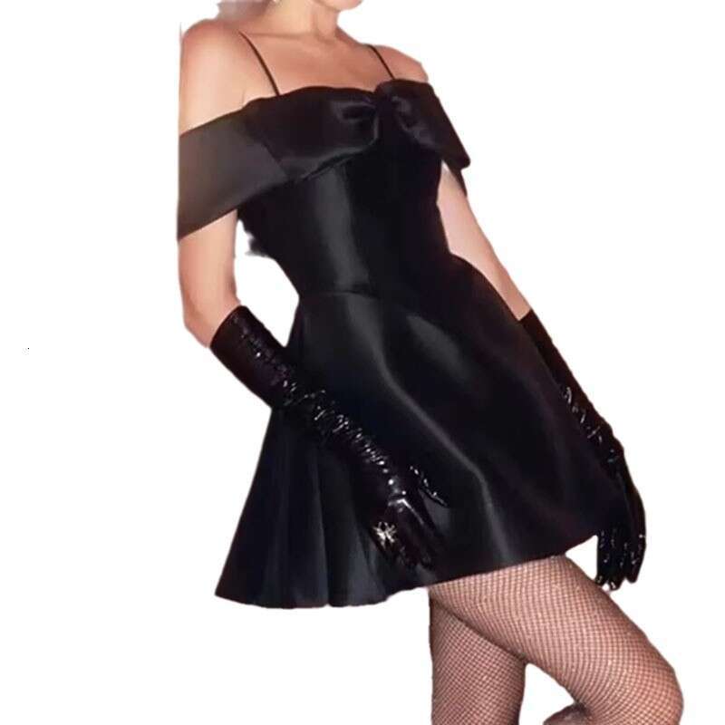 2026 spring/summer niche designer sweet little dress with shoulder a2 straps, off shoulder neckline, and bow details