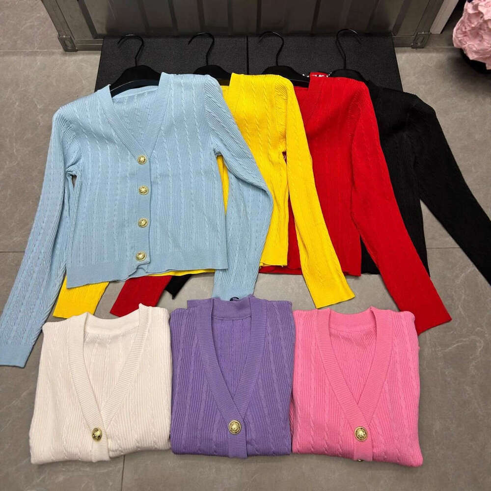2026 autumn new women's candy A1 colored a1 woven knitted long sleeved single breasted V-neck cardigan loose and versatile top