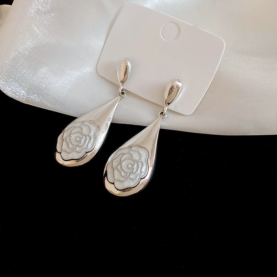 Silver needle oil-drip flower drop earrings, unique sweet, elegant earrings with a light luxury and high-end feel, niche design - view 7