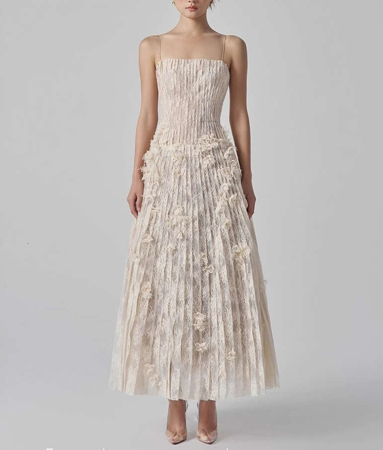 2026 niche socialite elegant and sexy strapless pleated A1 lace 3D flower fairy like summer long dress