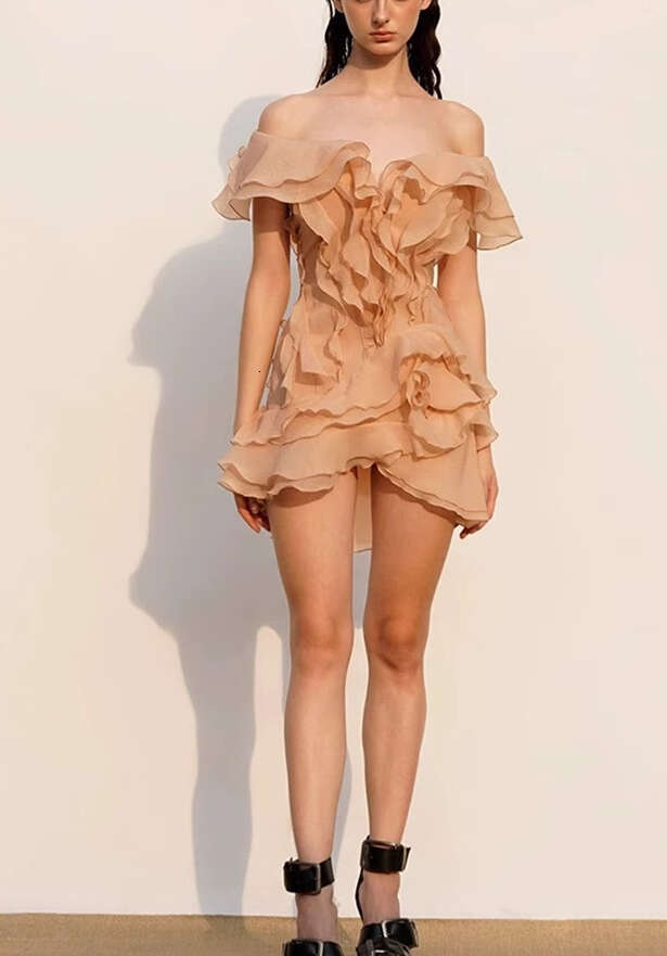 2026 summer women's niche fashion brand fashionable and elegant off shoulder a2 collar short skirt