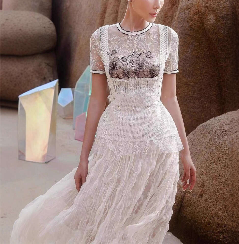 a2 2026 spring/summer new niche design goddess elegant temperament mesh embroidery waistband top long skirt set