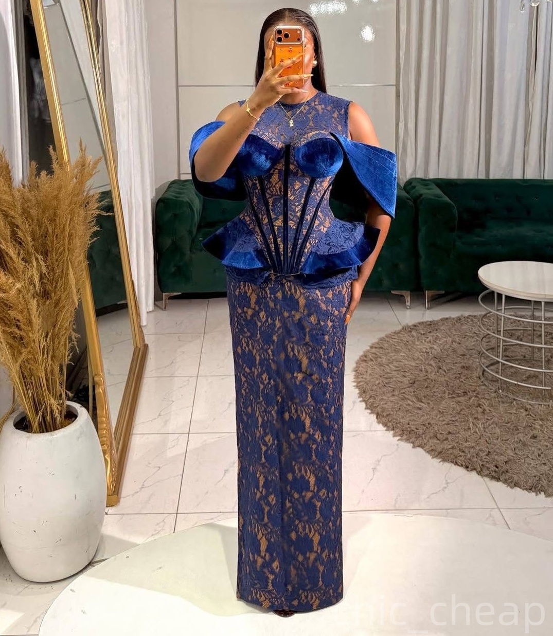 2026 Plus Size Royal Blue Sheath Mother Of Bride Dresses Illusion Lace Evening Party Mama's Dress 50's Birthday Wedding Guest Groom Mother&#