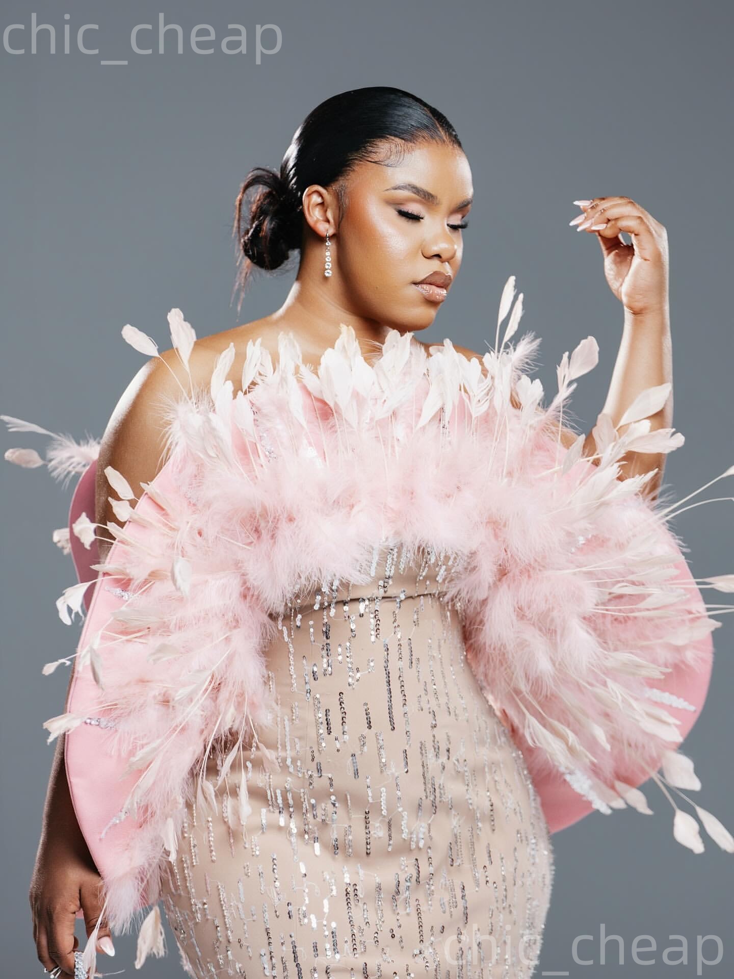 2026 Baby Pink Sheath Cocktail Dress Strapless Feather Sequined Illusion Short Mini Graduation Homecoming Dresses For Special Occasions Sweetheart Gow