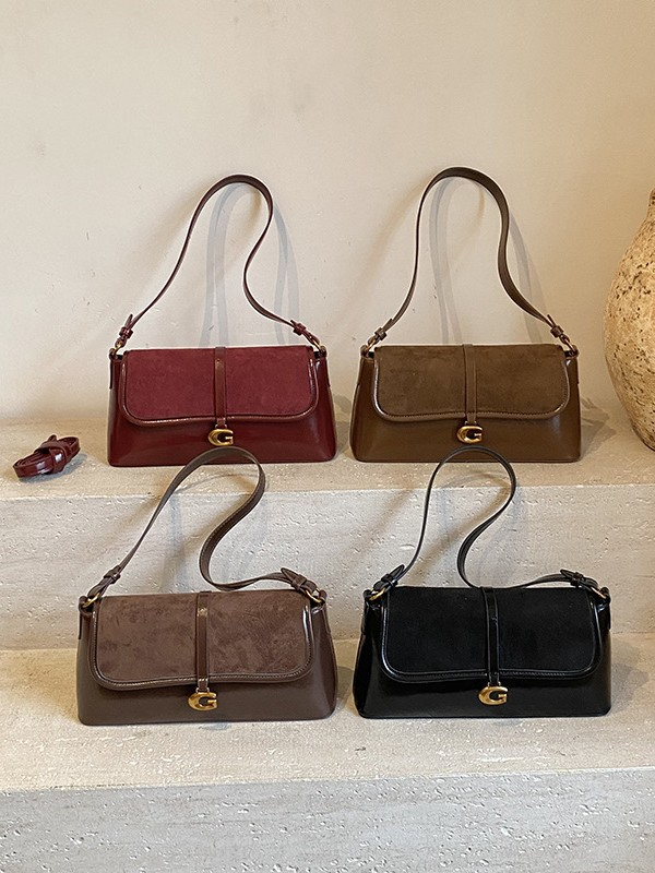 Fashionable frozen bottom bag suitable for winter women and trendy small square bag niche simple and casual shoulder bag Z250324