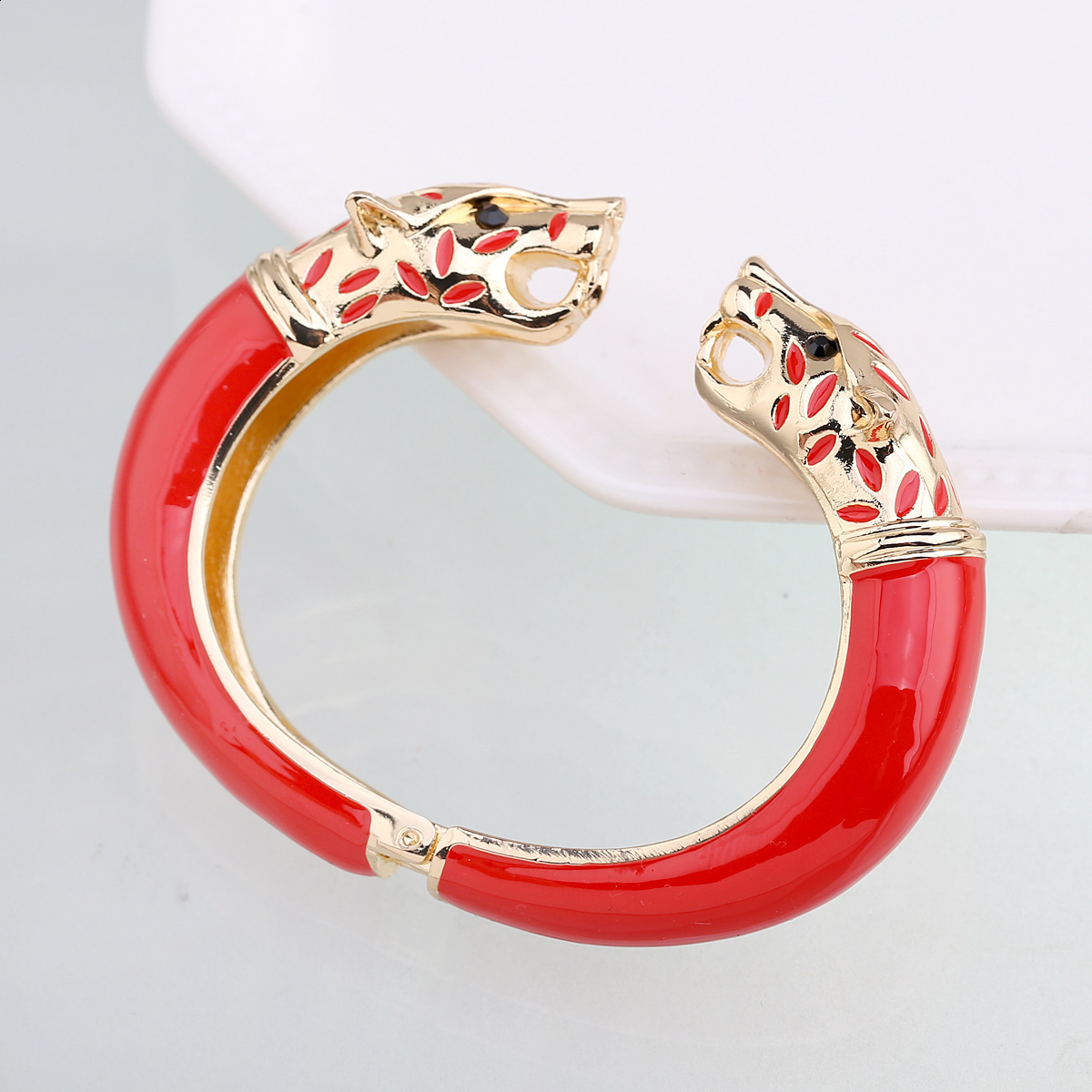 All Seasons Women Cuff Bracelet for Party Antique Gold Plated Animal Enamel Leopard Head Vintage Bracelet Bangle Trendy Jewelry 260519