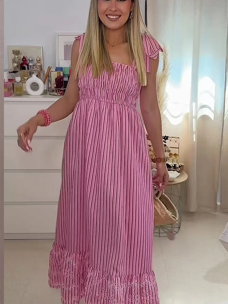 TFMLN 2026 Womens Striped Bow Suspender Dresses Fashionable Sleeveless Vacation Beach Party Dress Casual Loose Female 260601 - view 3
