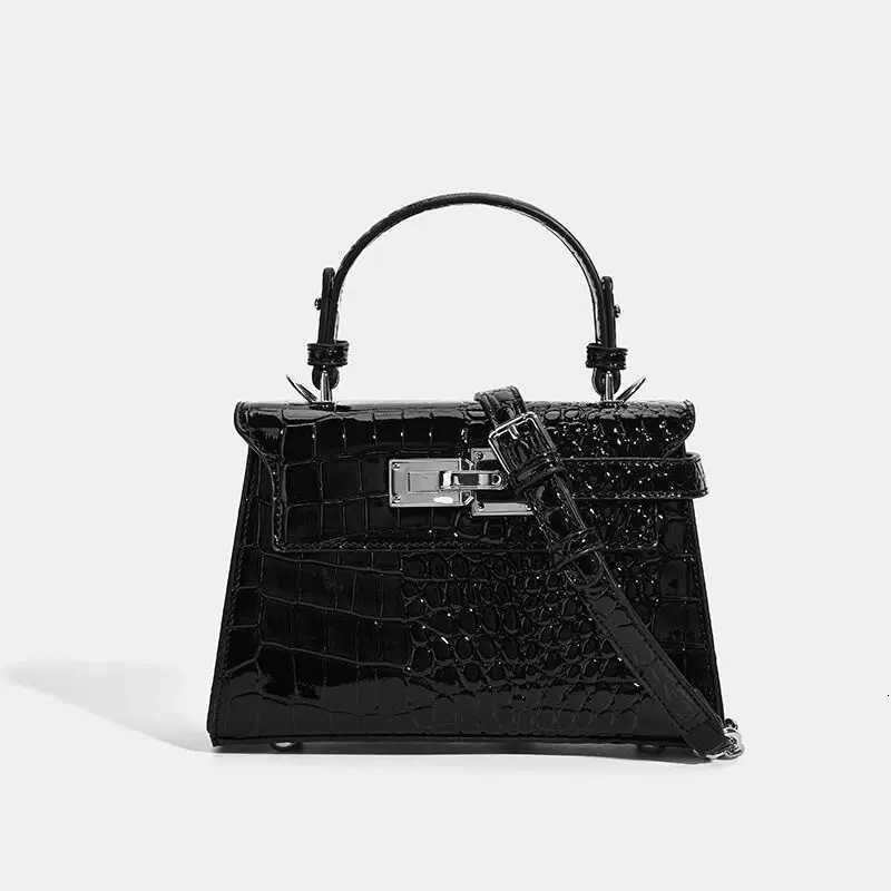 Original handbag - New autumn style - High-end feel - 2025 - Small-scale crocodile pattern - Kelly bag - Fashionable and versatile - Crossbody and sho