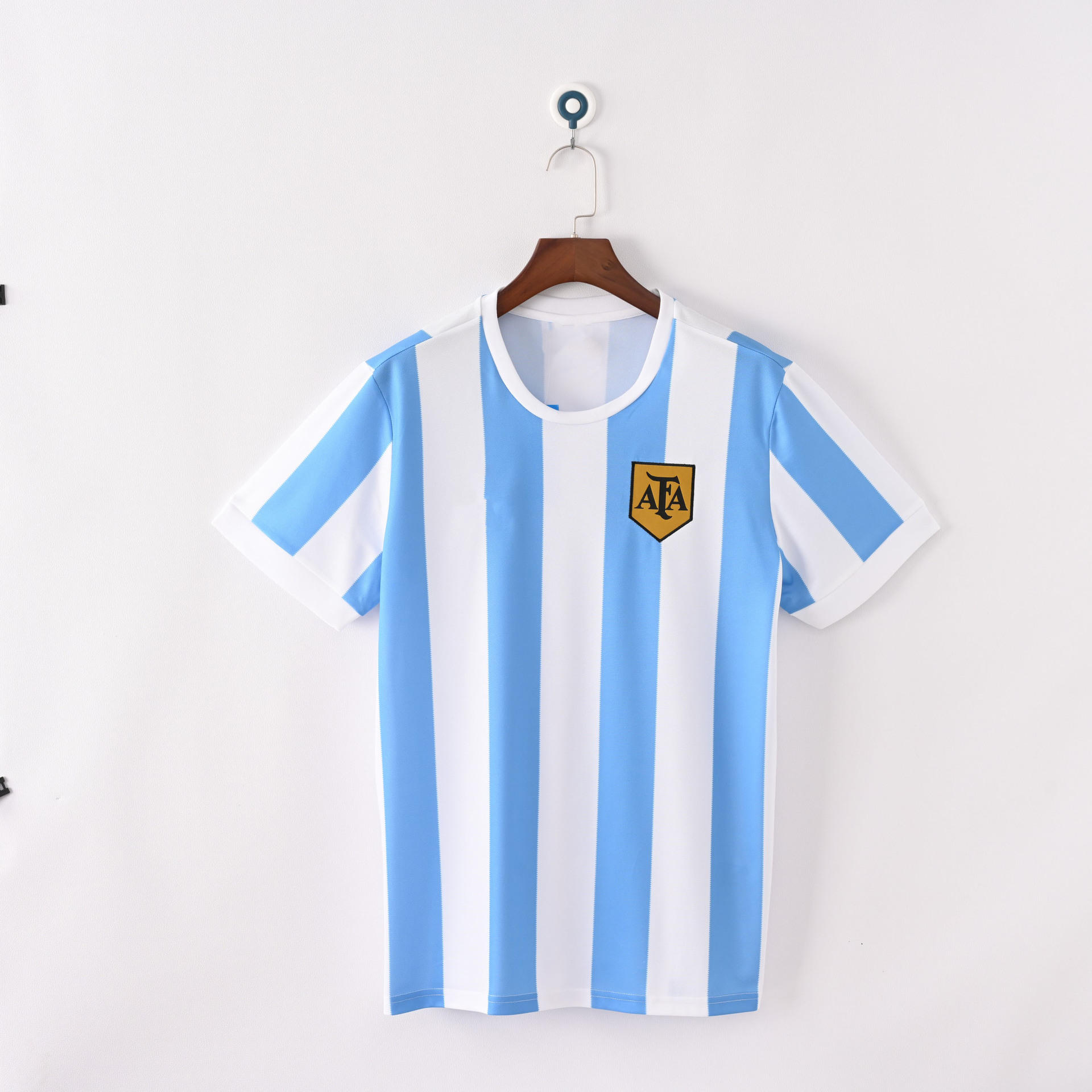 Argentina Retro Football Jerseys 1978/1986/1987/1996/1994/1998/2006/2014 Classic Retro Jersey, Customizable with Name & Number, Size S-2XL