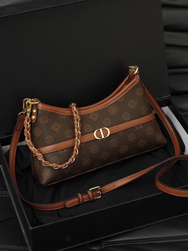 Free shipping luxury Shoulder Bags Simple and large capacity shoulder bag armpit women's bag high-end feeling chain commuting crossbody bag