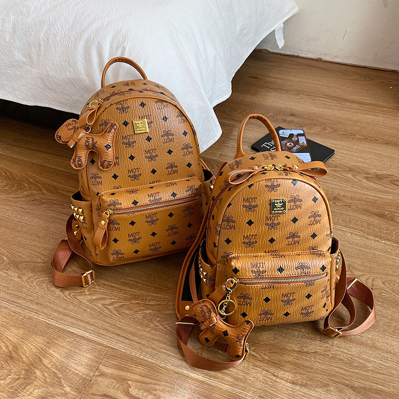 new Free shipping luxury Backpack Style Fashionable and versatile daily commuting large capacity waterproof backpack