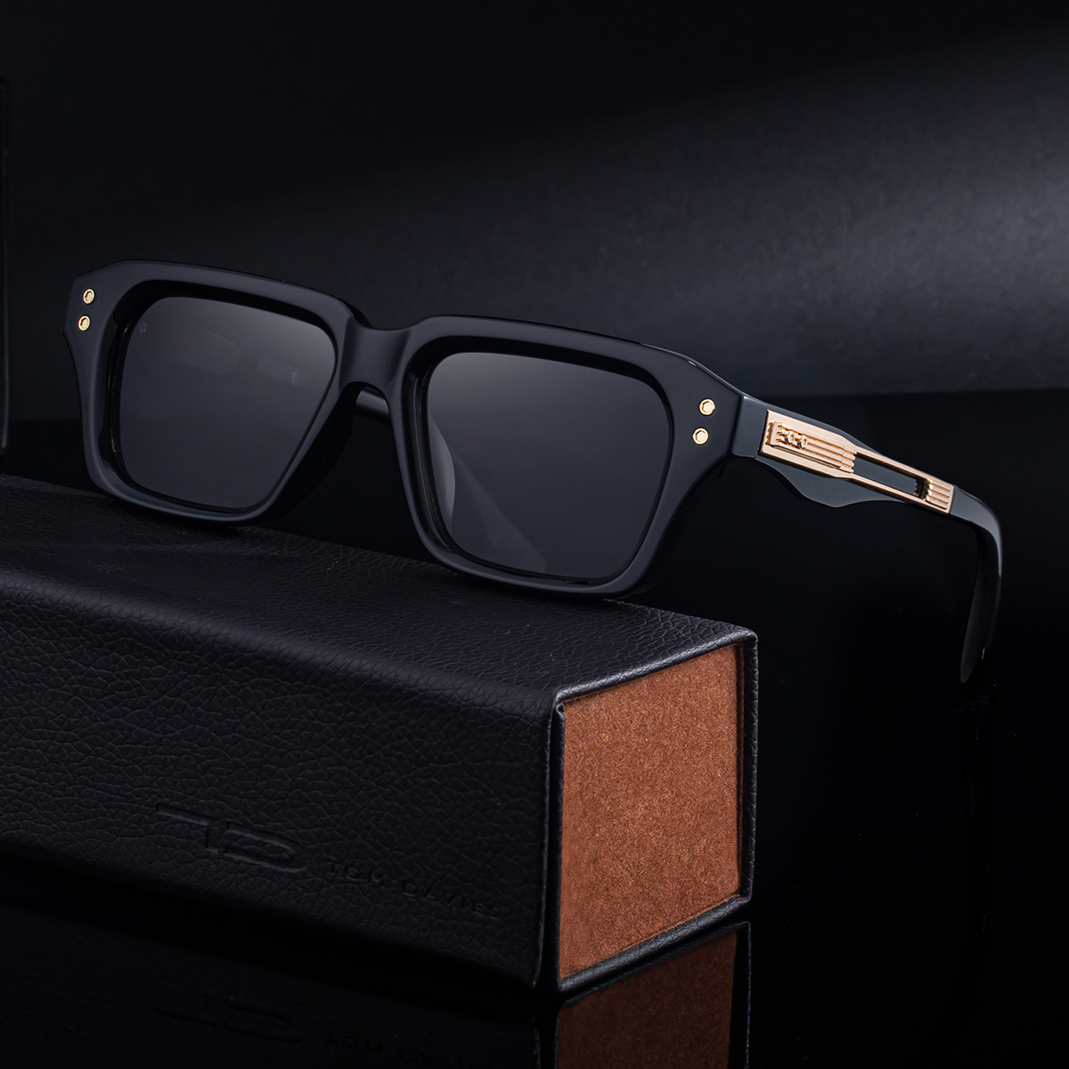 New Fashion Square Frame Designer Sunglasses Unique Small Frame High-End Trendy Sun Protection Sunglasses For Men