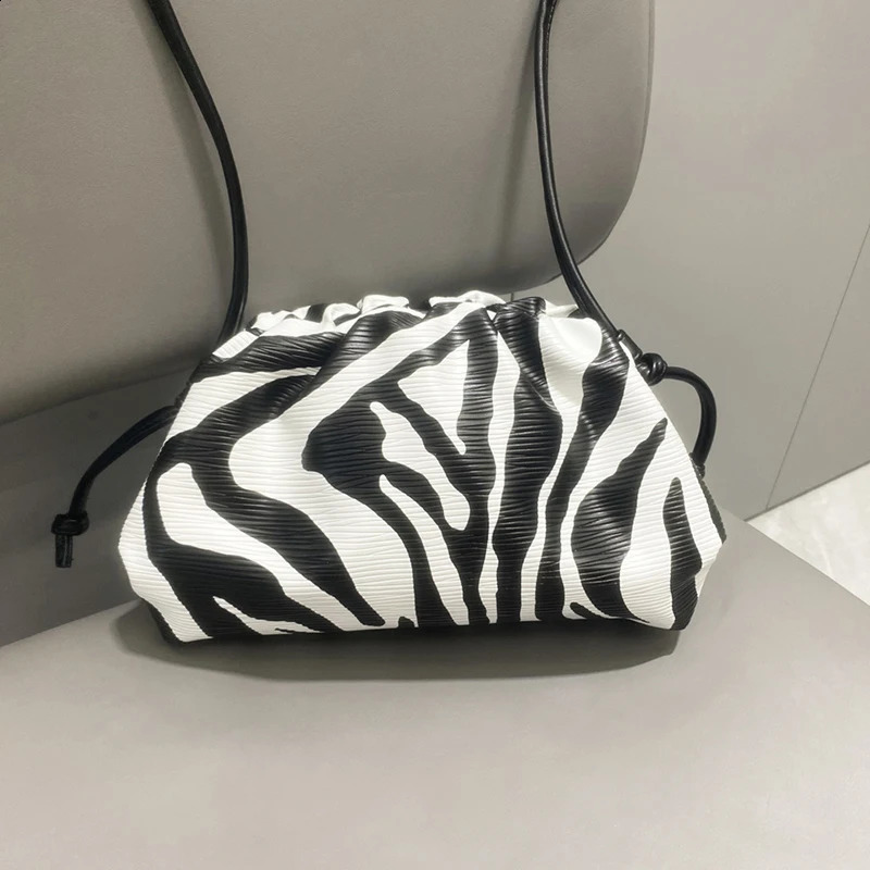 Zebra Print Womens Clutch Bag Trendy Soft Pu Pleated n Cloud Handbag Elegant Snakeskin Shoulder Bag Dumpling Bag 260608 - view 3