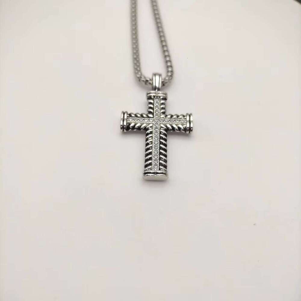 High Quality Luxury Designer DY Classical Style Men's Box Chain Necklace David Jewelry Cross Pendant Necklace for Women's Gifts