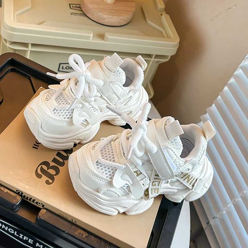 Children's Casual Shoes Thick Soles Suitable for All Seasons Soft Anti-slip and Breathable Mesh Upper for Sports Activities.T260602