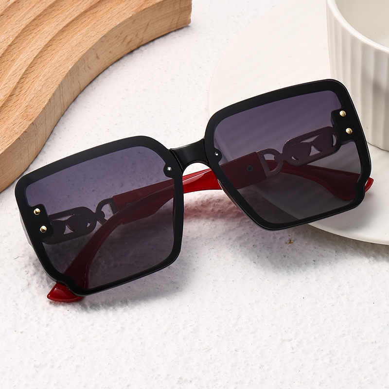Two-Tone Black Red Oversized Square Gradient Sunglasses with Rhinestone Inlaid Metal Temple for Luxury Party UV Protection Fashion Eyewear - view 5