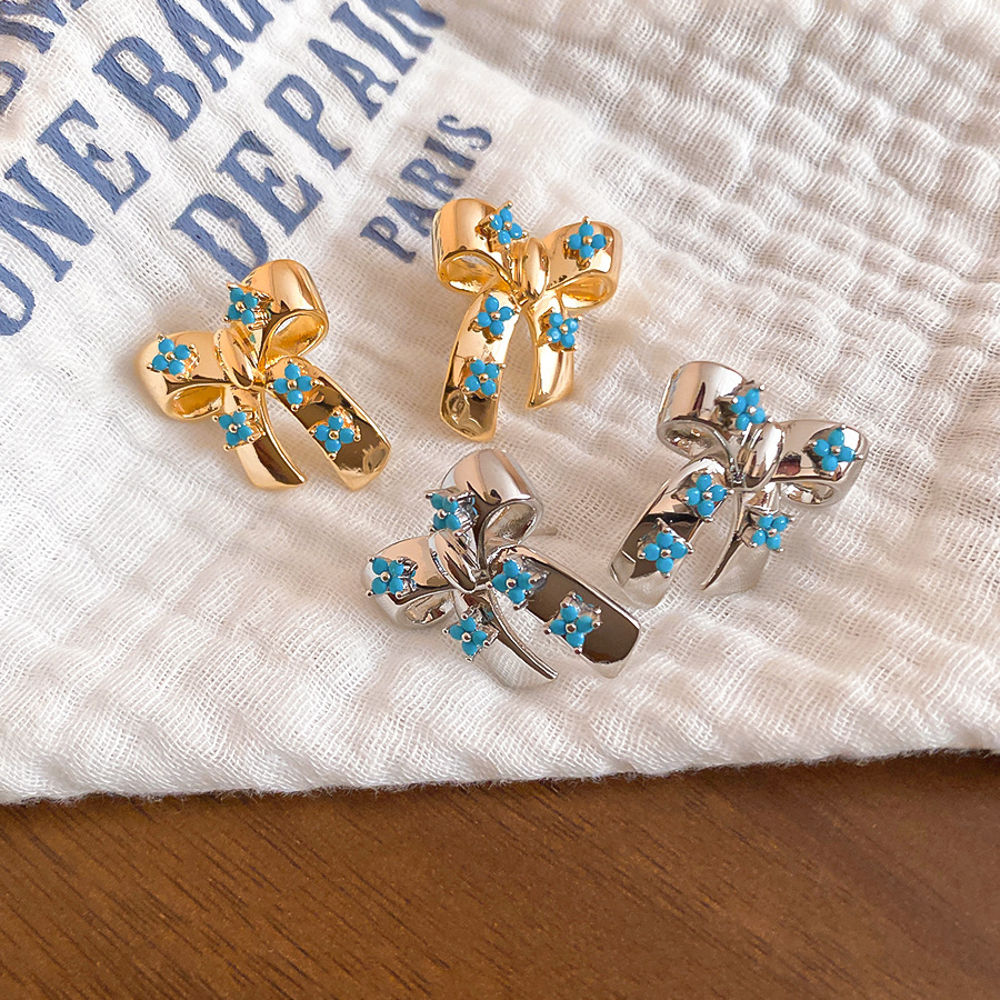 New Chinese-style brushed gourd micro-inlaid flower stud earrings for women, vintage fashion design, exquisite earrings, versatile ear accessories - view 8