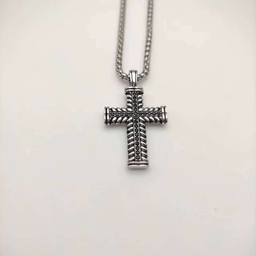 High Quality Luxury Designer DY Classical Style Men's Box Chain Necklace David Jewelry Cross Pendant Necklace for Women's Gifts