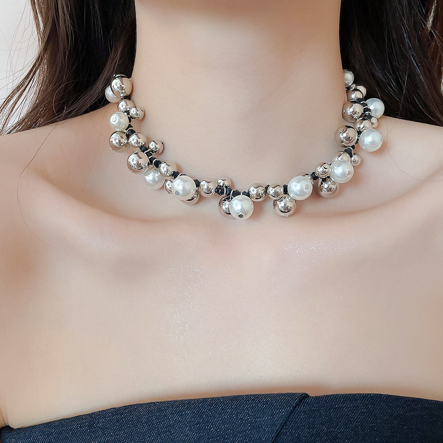 European American cross-border multi-layered pearl necklace, fashionable ins-style collarbone chain with a unique design and niche charm for women - view 8