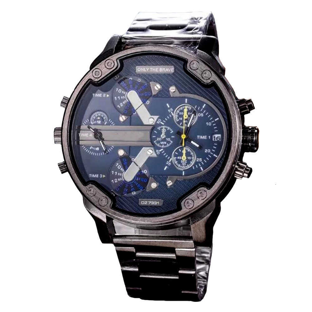 Huge Two Time Zone Mens Watches Top Luxury Brand M Quartz Big Size Watch Individuality Large Men Military Wristwatch X250904