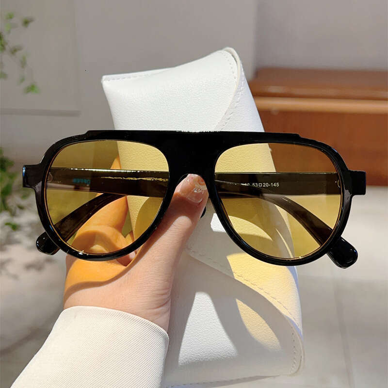 Fashion High-Grade Designer Sunglasses New Cross-Border Large-Frame Aviator Sunglasses, Casual Versatile, Stylish High-End, Suitable For Travel And St