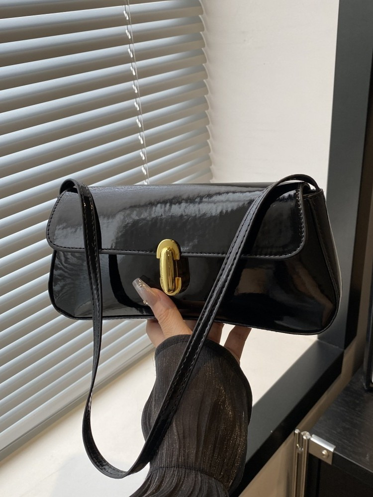 French niche bag, western-style armpit bag, women's bag, French stick bag wholesale 2025 new handheld versatile ins shoulder bag