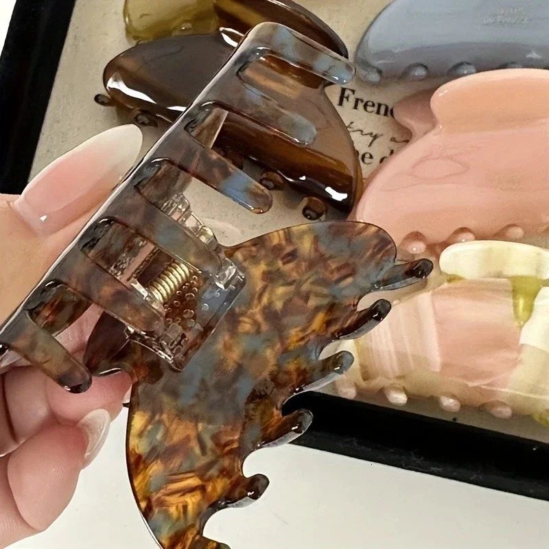 French Womens Hair Clips Elegant Acetate Hair Claw Medium Size Sweet Shark Clip Exquisite Girl Hairs Accessories Headwear 2024260528BJ - view 6