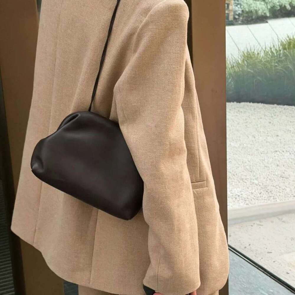 Women Sheepskin Cloud Soft Leather Niche Design Handbag Light Luxury Underarm Shoulder Crossbody Bag SENYY