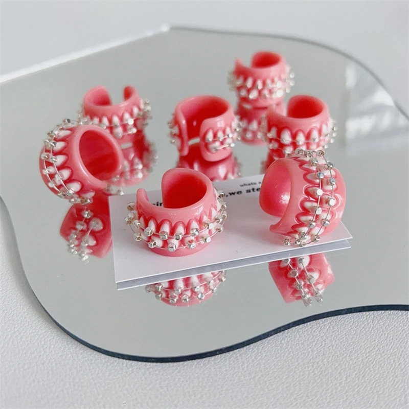 E0BF Punk Funny Colorful Acrylic Teeth Rings For Women Hip Hop Cartoon Teeth Mouth Ring Geometric Resin Ring Party Jewelry260528BJ - view 6