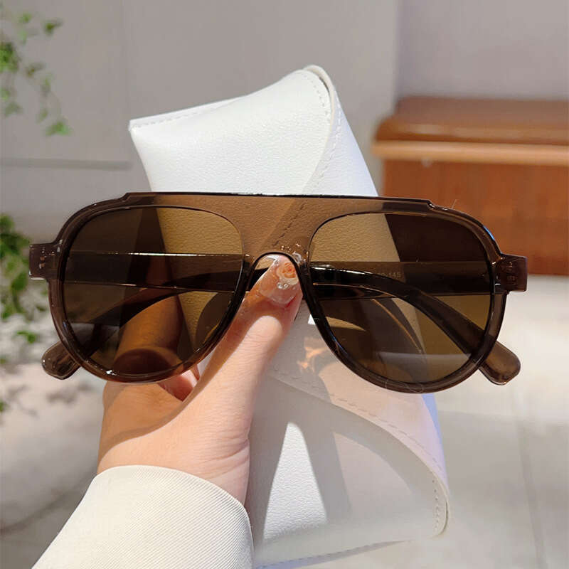 Fashion High-Grade Designer Sunglasses New Cross-Border Large-Frame Aviator Sunglasses, Casual Versatile, Stylish High-End, Suitable For Travel And St