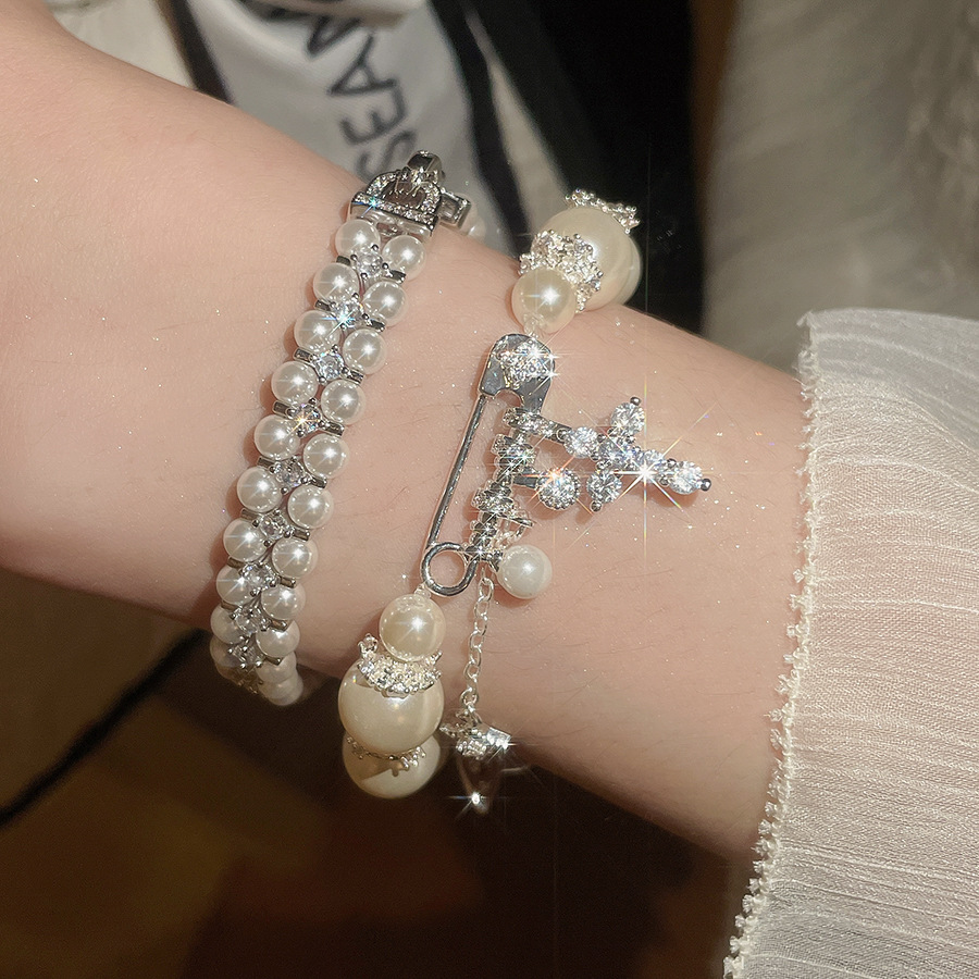 Zircon Bowknot Pearl Bracelet French Vintage Elegant Style Luxurious High-End Jewelry - view 3