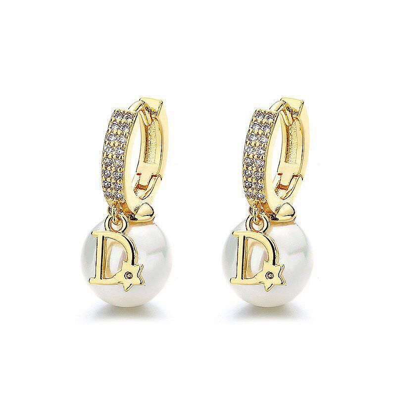 designer 2026 new Pearl Copper Micro-Inlaid Zircon Ear Clips High - end Elegant Versatile Stylish and Exclusive Earrings for Women