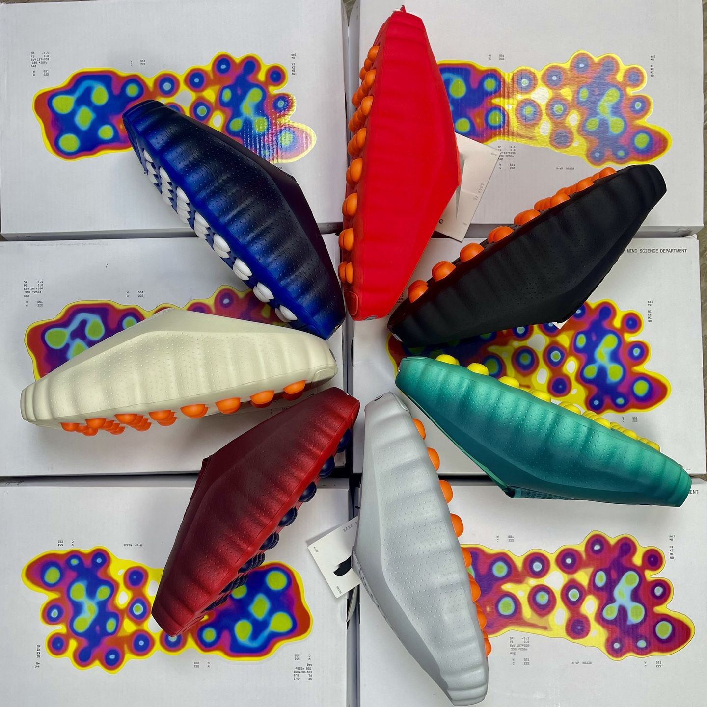 CR7 & LBJ Jointly Signed Bubble Massage Sole Slides Slippers Cushioned EVA Platform Sport Slippers Non-slip Quick Dry Shower Beach Gym Outdoor Sandals With Box