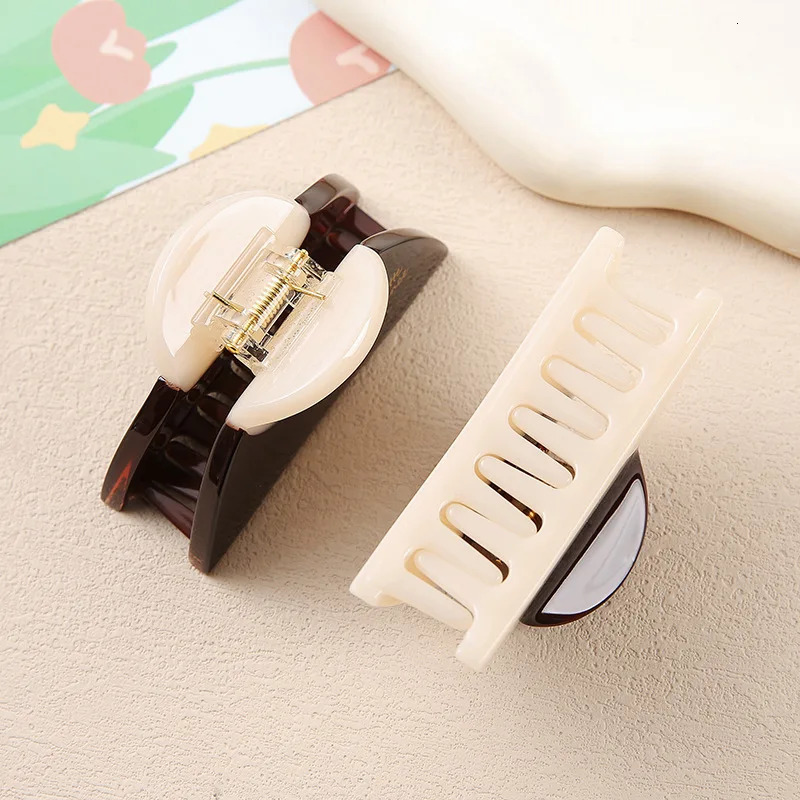 2025 Elegant Vintage French Hair Clip Two-Tone Wood Marbled n Hair Claws Casual Daily Cute Hair Clips Hair Accessories260528BJ - view 6
