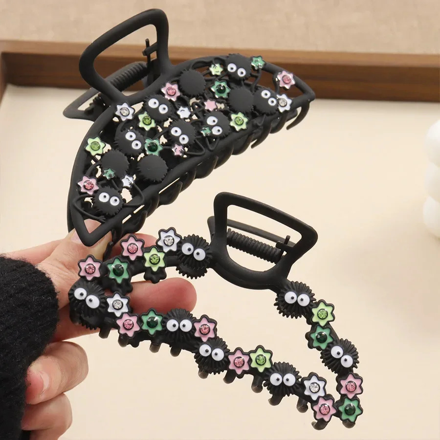 Small Fun Cinderblock Hair Claw Cute Black Cartoon Hair Clip Japan Wacky Claw Clip Shark Clip Hair Accessories for Women Girls260528BJ - view 7