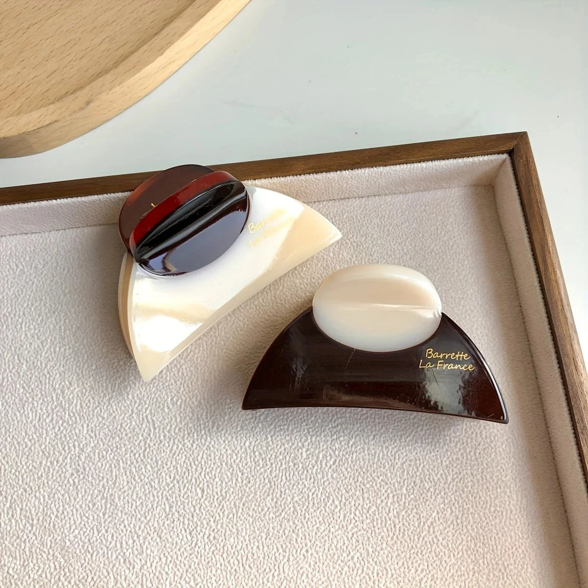1Pc Elegant Vintage French Hair Clip Two-Tone with Wood Grain Marbled n Perfect for Casual Daily Dressing Cute Hair Clips260528BJ - view 6